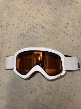Anon Women's Majestic Ski & Snowboard Goggles White with Amber Lens
